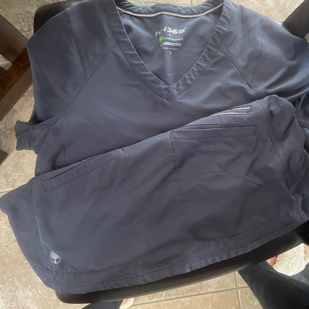 Healing hands scrub set, used condition. Small top, small tall bottoms